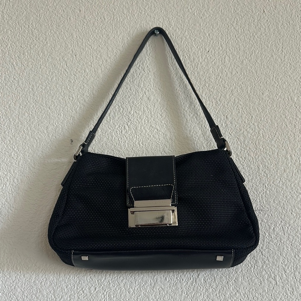 ANTONIO MELANI Black Shoulder Bag with Sleek Design y2k Vintage